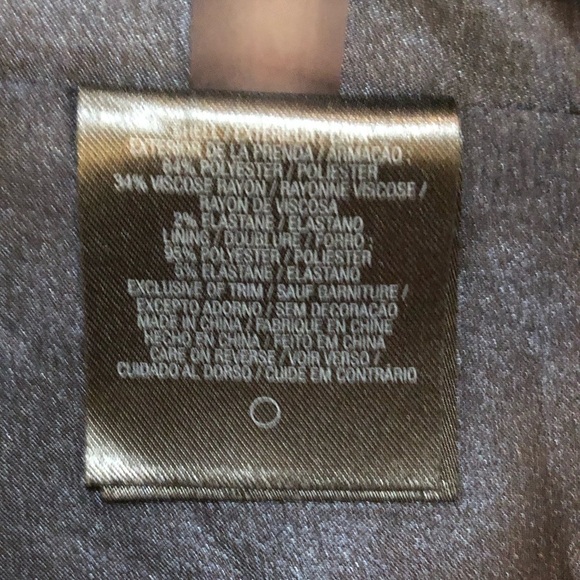 Elie Tahari Women’s Black Pin Stripe Blazer Size 4 - Picture 8 of 14